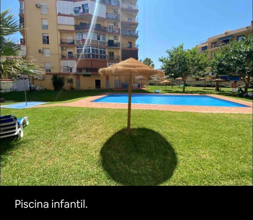 Apartamento Paseo Maritimo De Playamar ตอร์เรโมลิโนส ภายนอก รูปภาพ