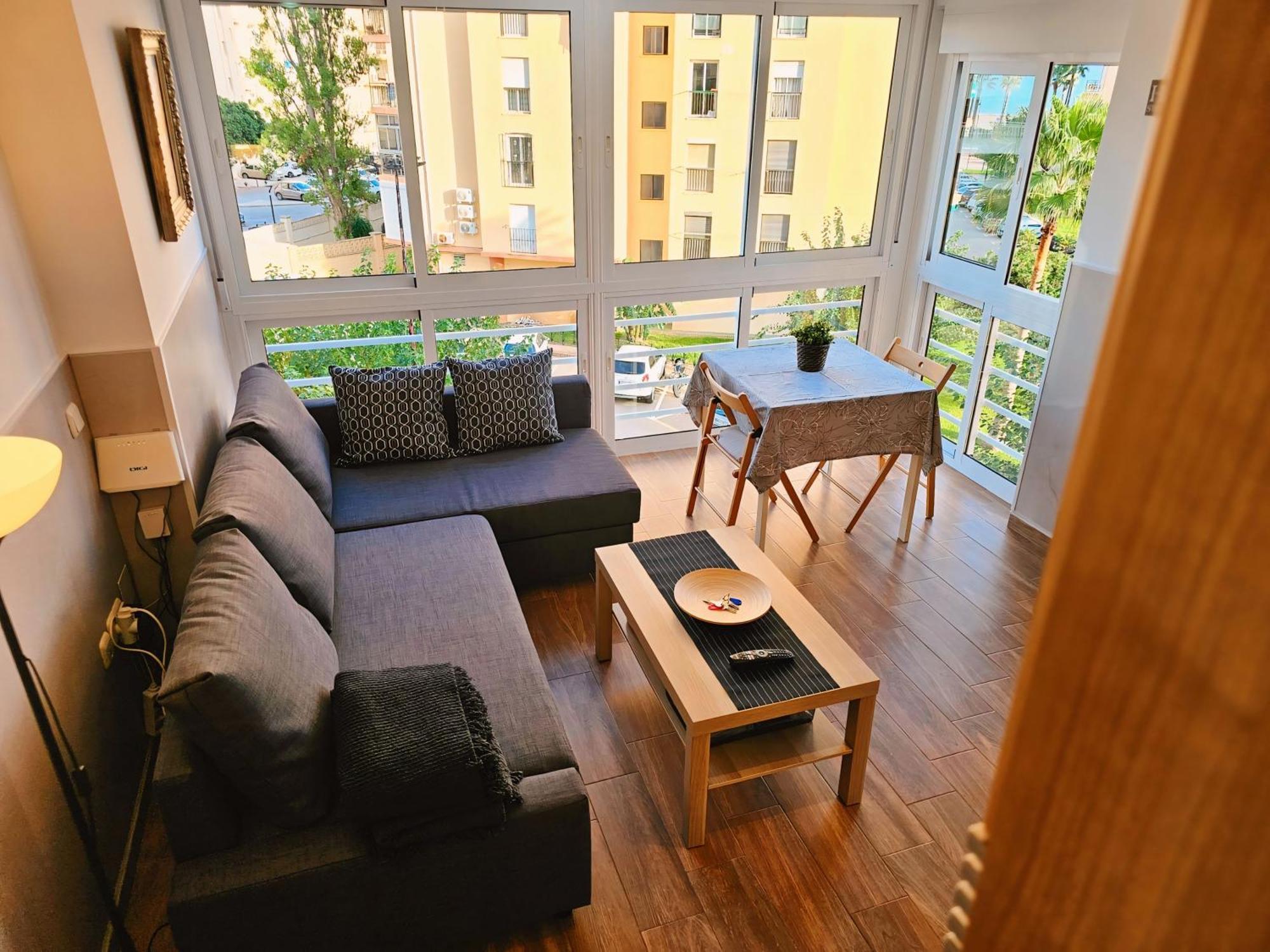 Apartamento Paseo Maritimo De Playamar ตอร์เรโมลิโนส ภายนอก รูปภาพ